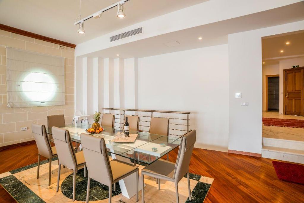 מרססקלה The Sea-Bank Villa Apartments מראה חיצוני תמונה