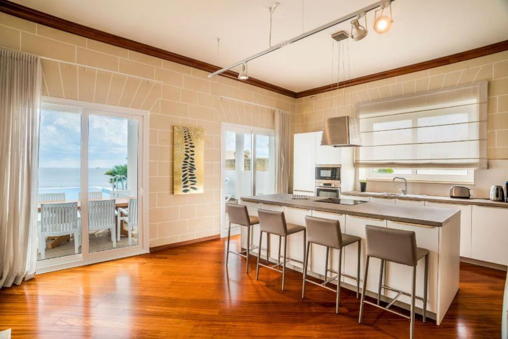 מרססקלה The Sea-Bank Villa Apartments מראה חיצוני תמונה